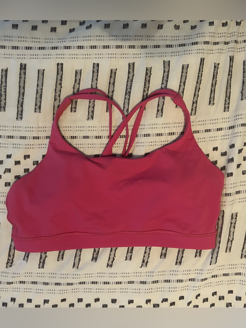 Women’s Lululemon Energy Sports Bra Size 12 - Pink